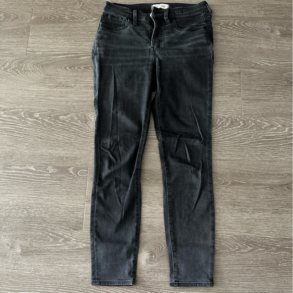 Madewell - 9" Mid-Rise Roadtripper Skinny Jeans - Size 26P